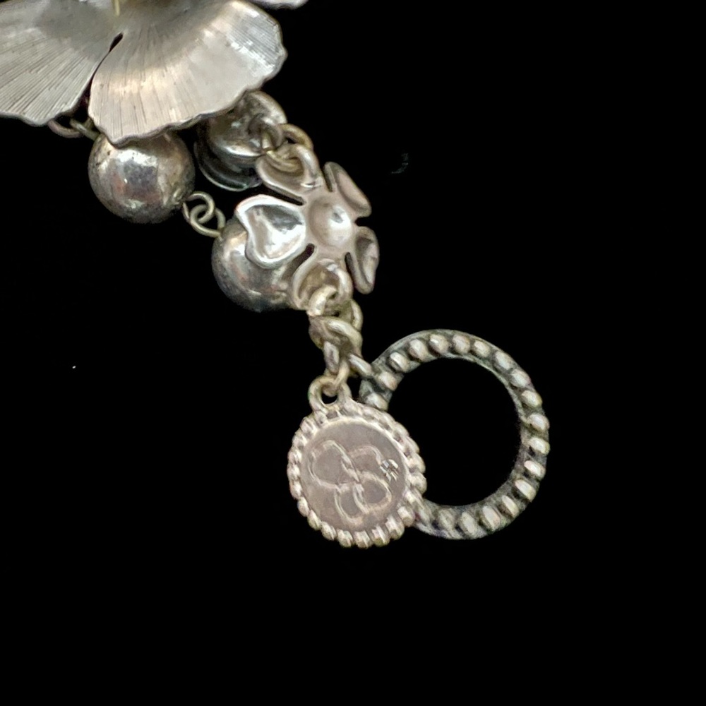 Jessica Simpson Silver Tone Flower Necklace & Bracelet Set - Picture 5 of 11